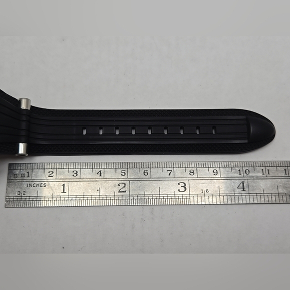 Aquaswiss Bolt 39G5001 Mens Watch Swiss Quartz New Battery Works Great Silver - Picture 7 of 9